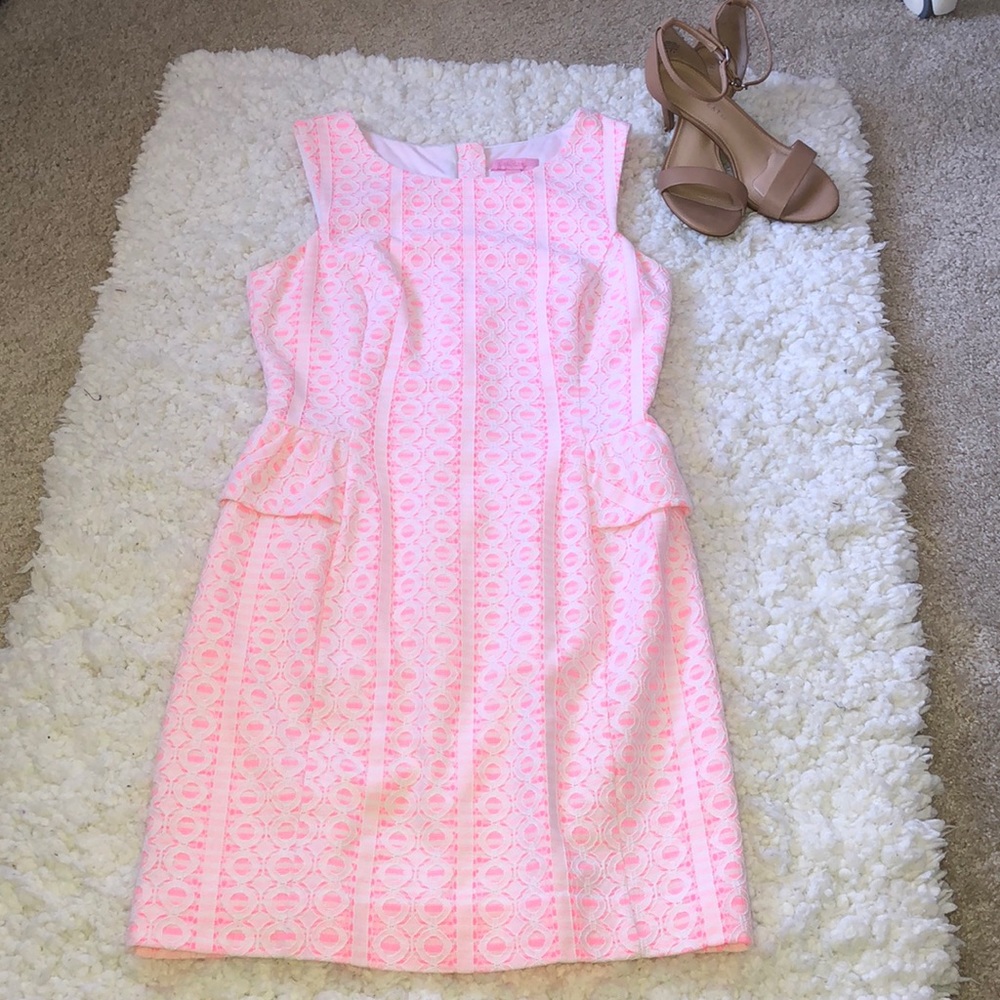 Lily Pulitzer dress size small.
